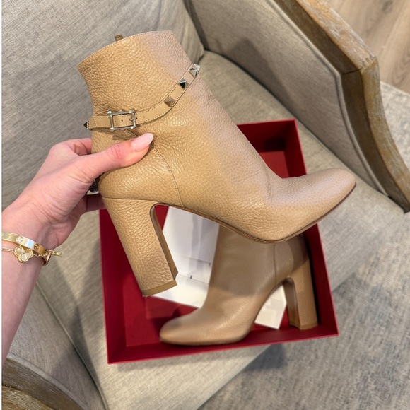 Valentino booties - Picture 9 of 10